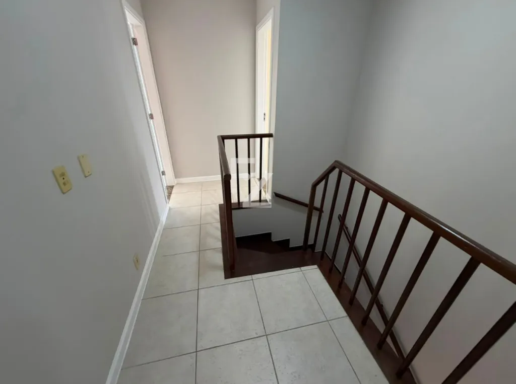 Duplex apartment on the 20th floor with city and water views — photo 60
