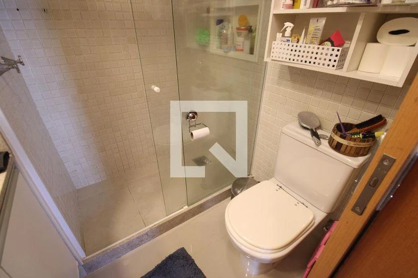 Furnished apartment, 112 m², with a glass-enclosed balcony — photo 35