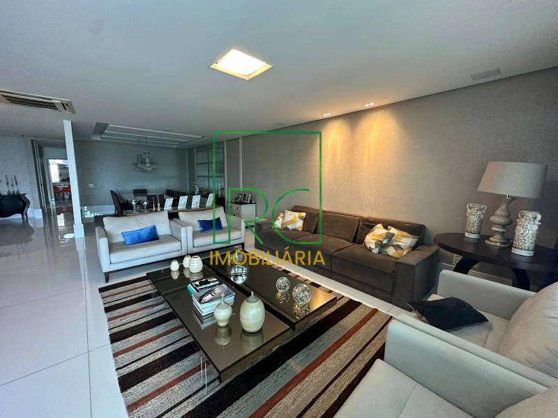 Apartamento de 4 suítes com 390 m² e 3 vagas — photo 11