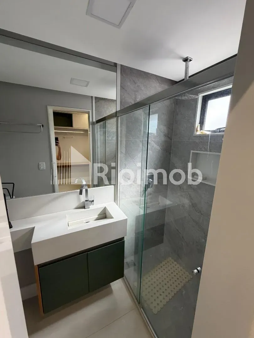5-bedroom house with a bathtub in Rio de Janeiro — photo 14
