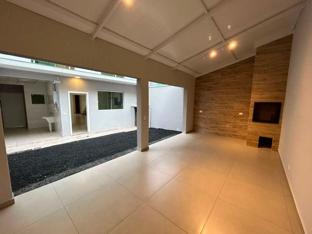 Unfurnished house with gas kitchen and 2 parking spaces — photo 6
