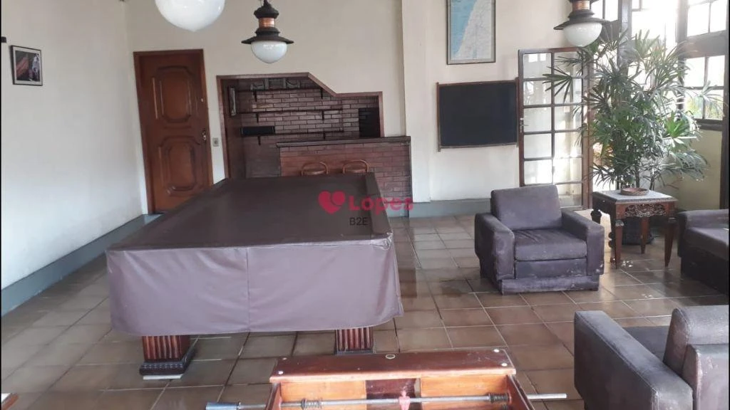 Mountain view in a 4-bedroom house, 431 m² — photo 31