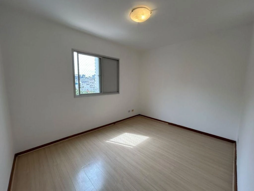 3-bedroom apartment with a home office in Curitiba — photo 13