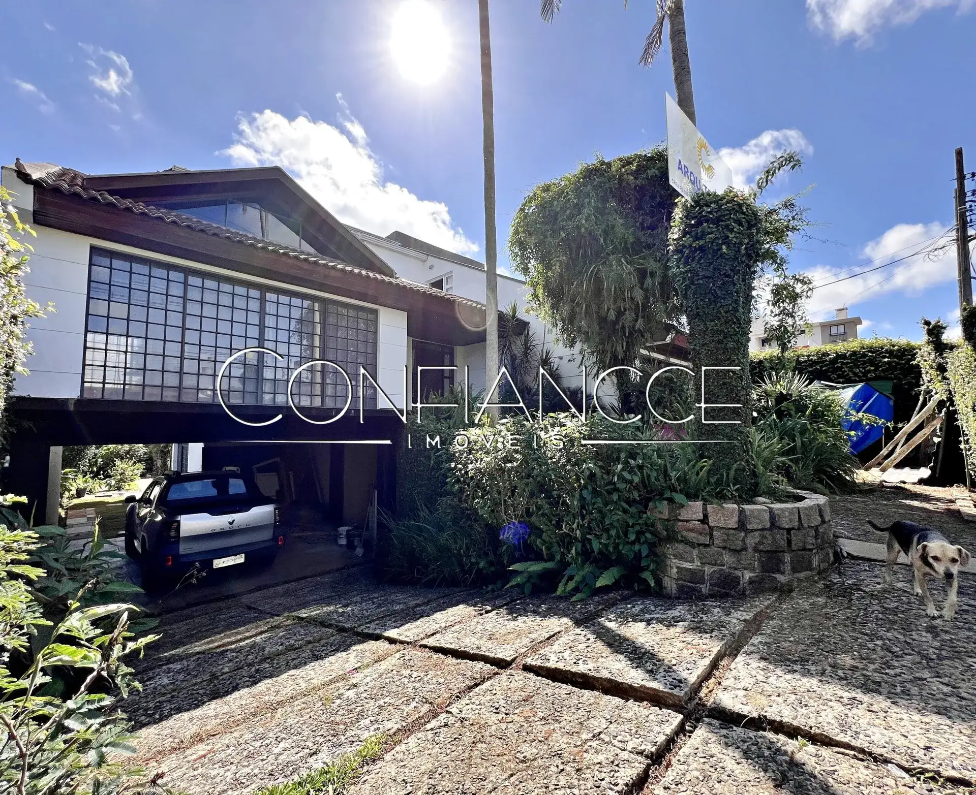 5-bedroom house with 1 suite, 4 parking spaces, 460 m² — photo 30