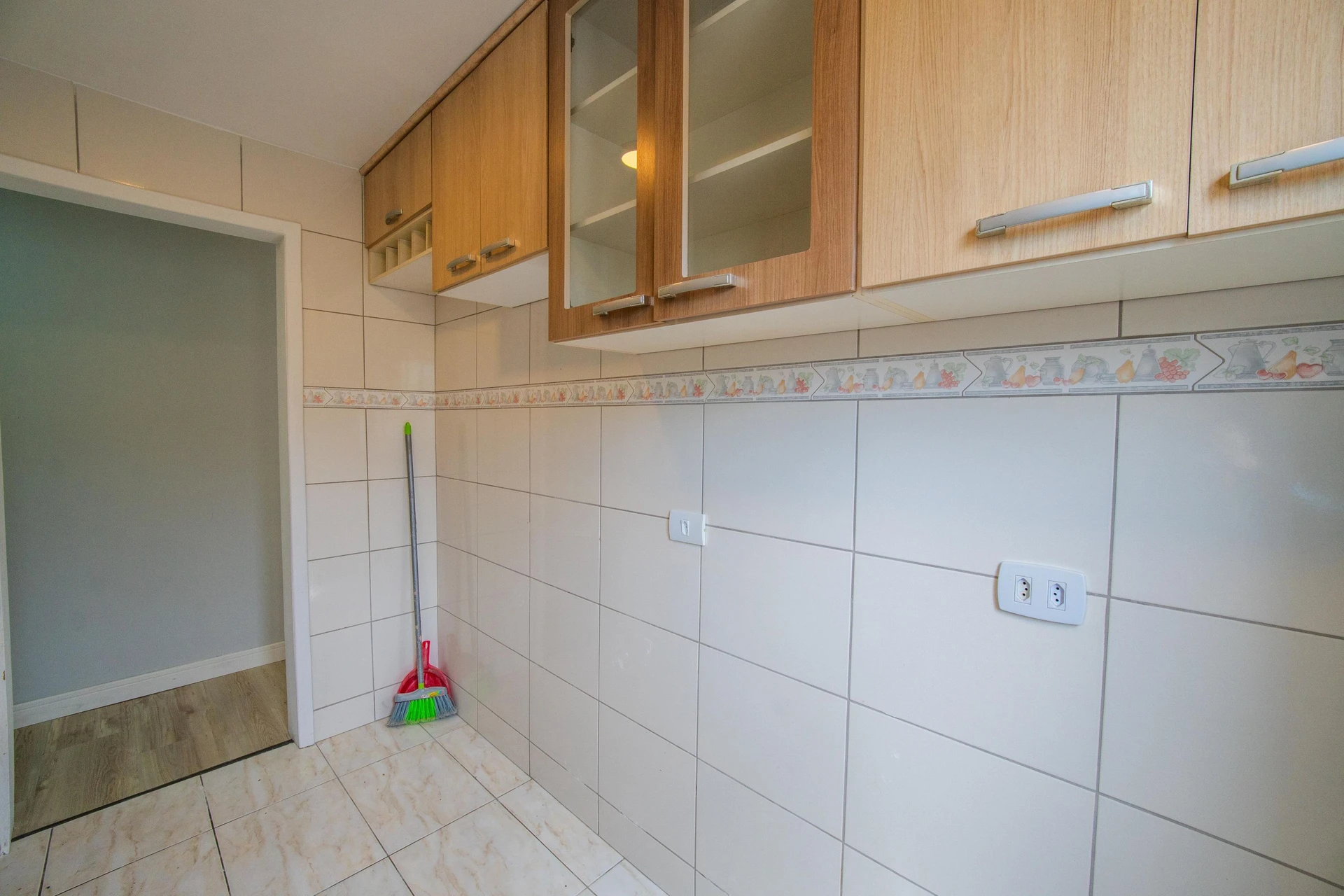 2-bedroom apartment with a washing machine in Curitiba — photo 31