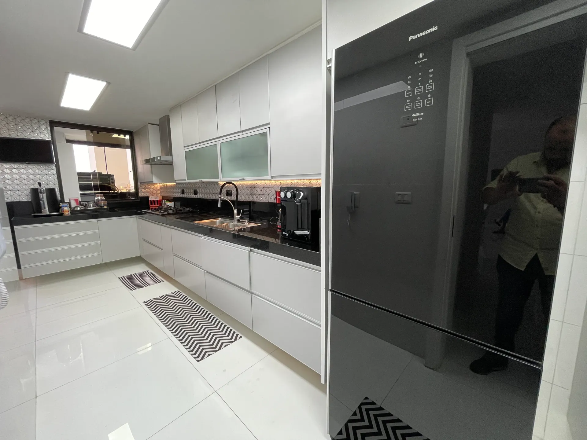 Apartamento de 4 dormitorios con balcón acristalado y 267 m² — photo 30