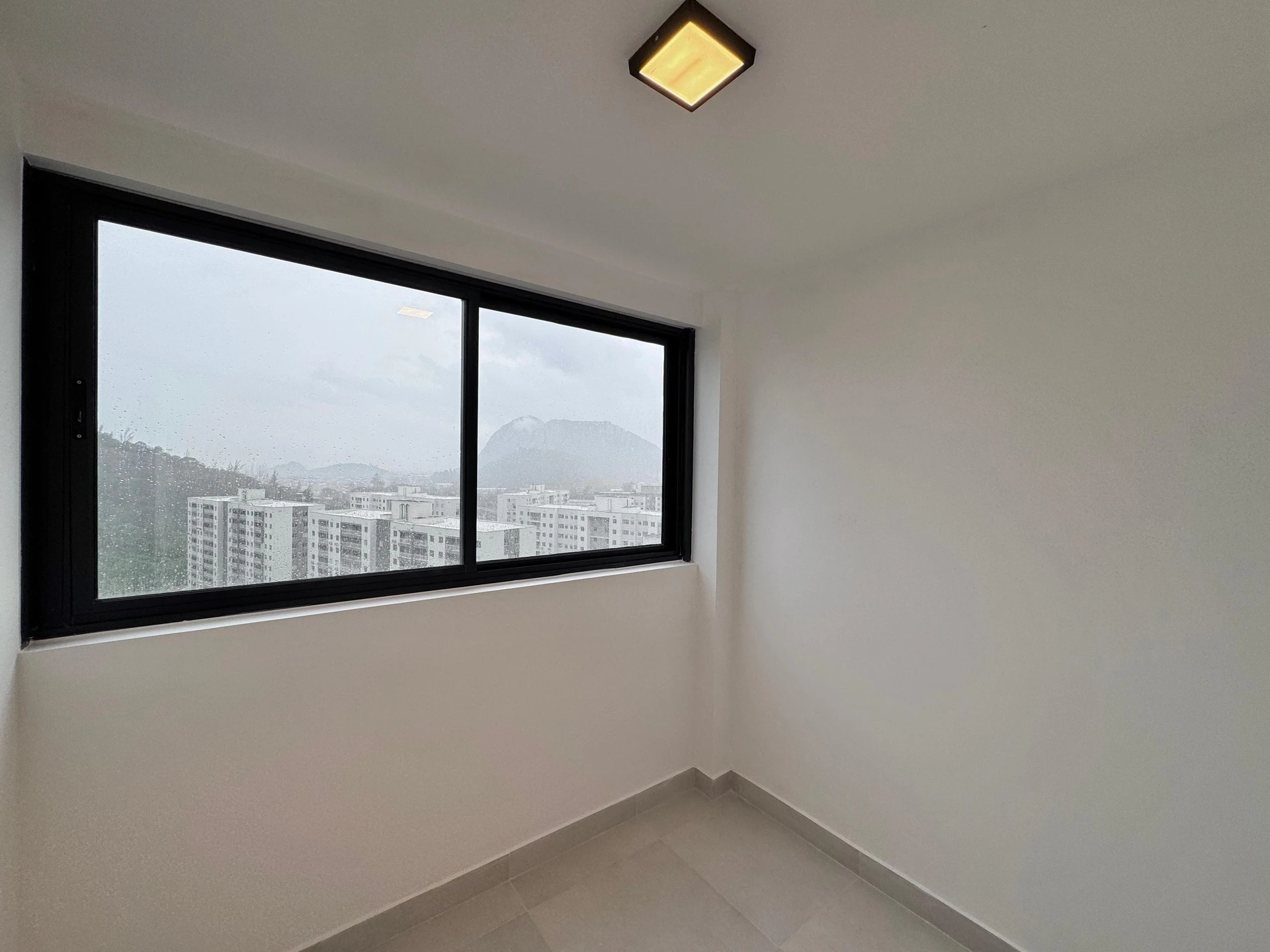 Apartamento amueblado de 3 dormitorios con balcón — photo 76