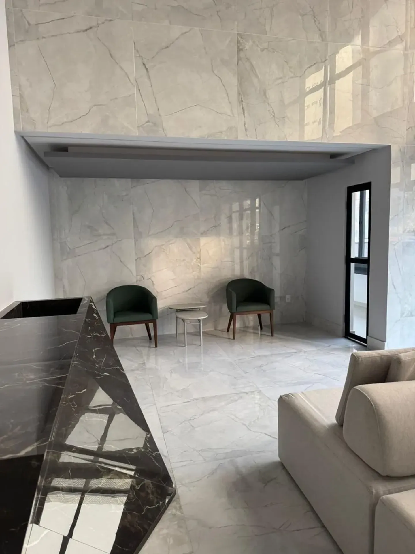 Apartamento com 2 quartos, varanda e 2 banheiros no 10º — photo 26