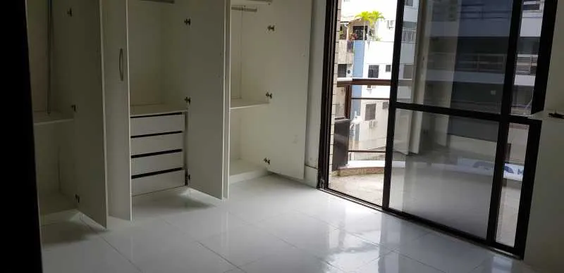 Residential apartment with 3 bedrooms and a closed kitchen — photo 5