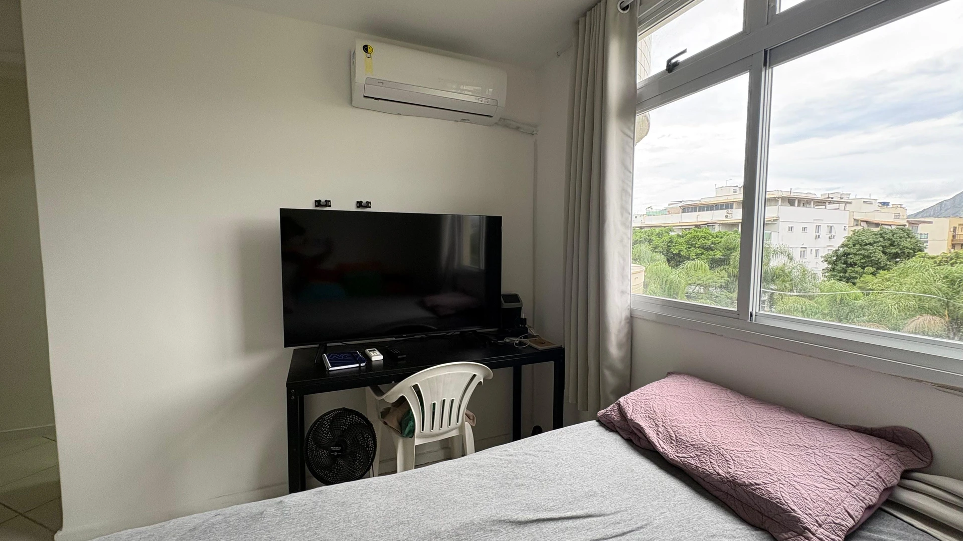 Furnished apartment, 114 m², with a jacuzzi — photo 44
