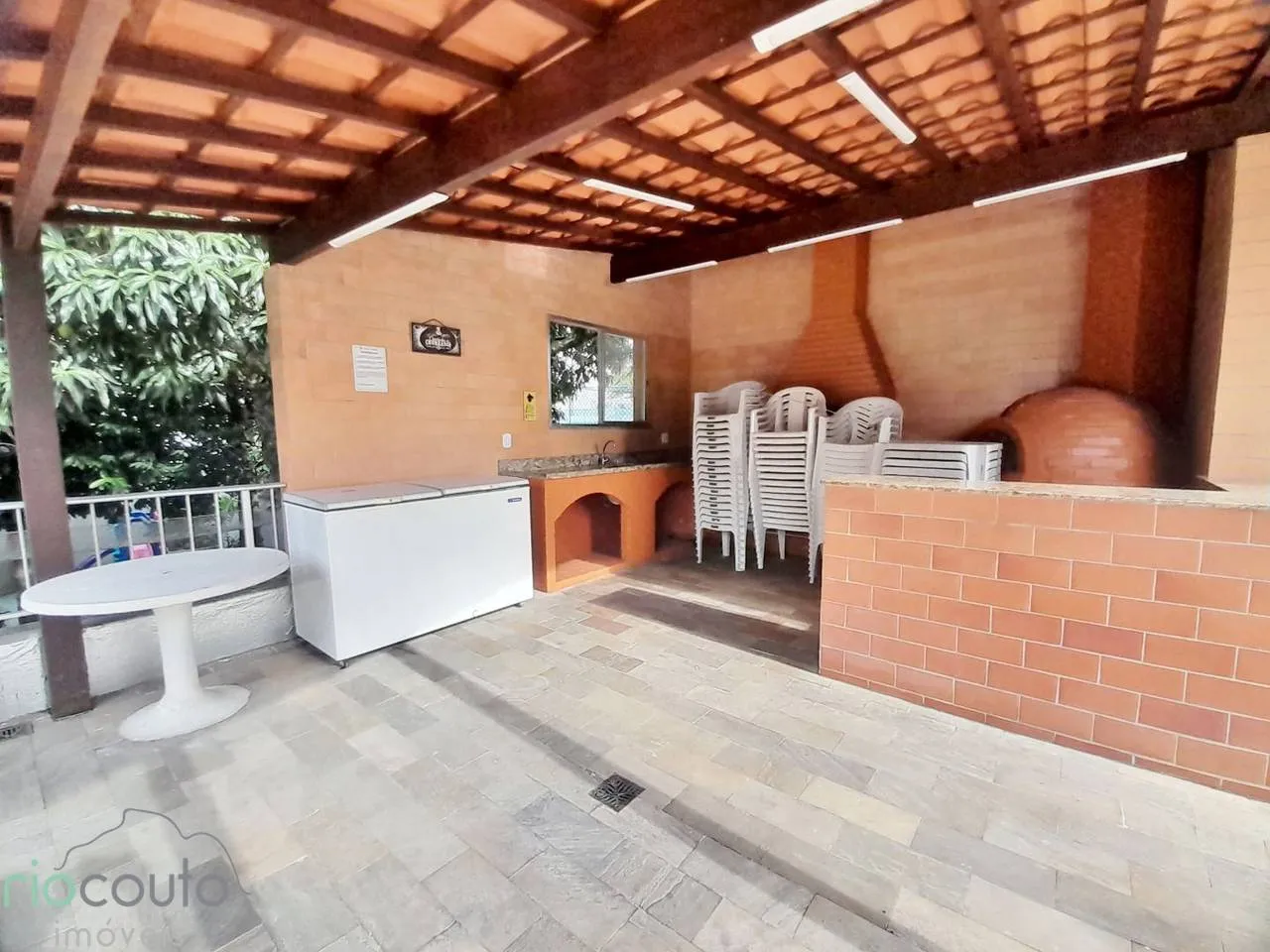 Park view in a one-bedroom apartment, 76 m² — photo 8