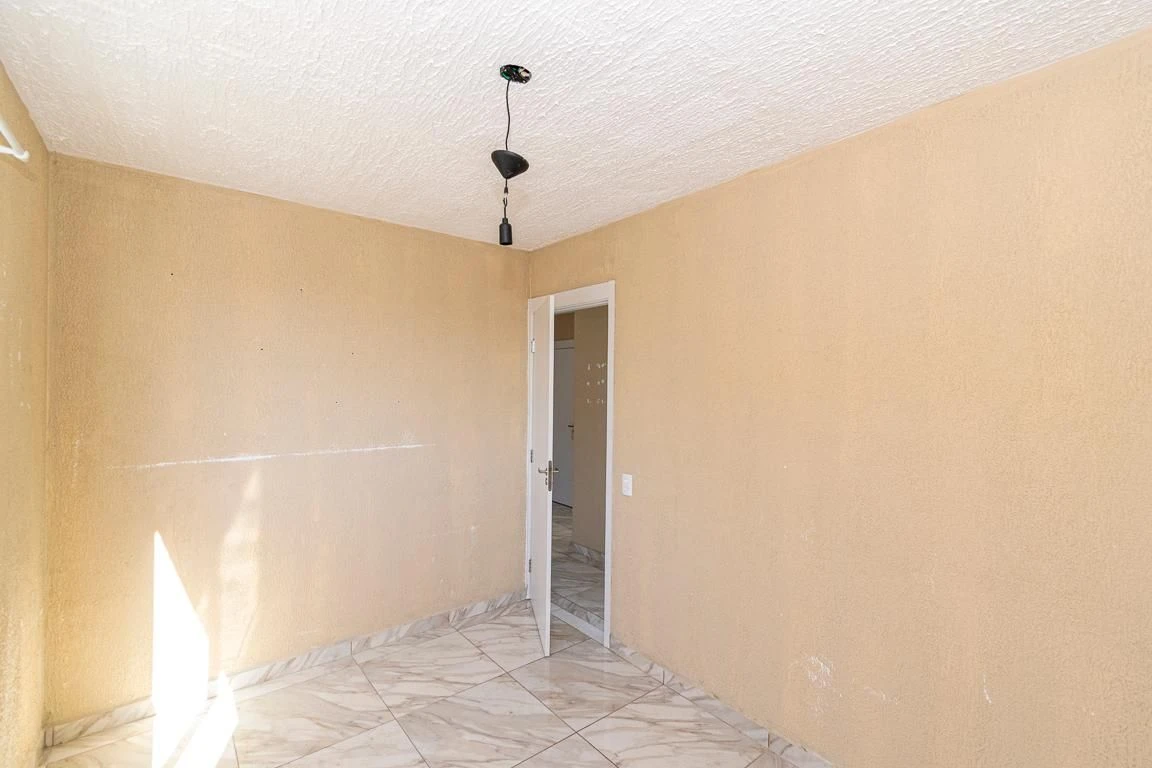 Apartamento para aluguel com 2 quartos e 1 banheiro — photo 3