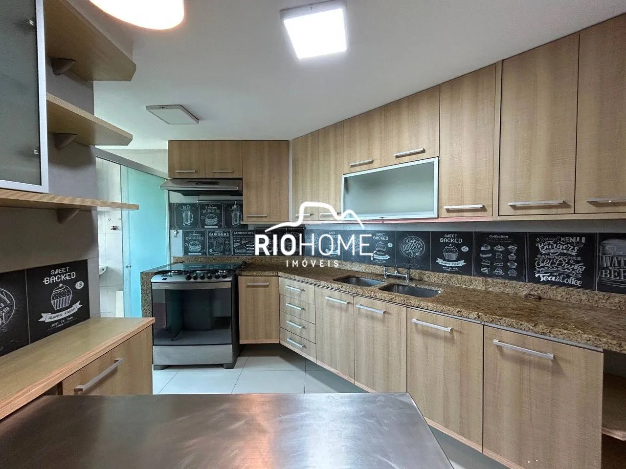 Apartment, 174 m², with a glass-enclosed balcony — photo 42