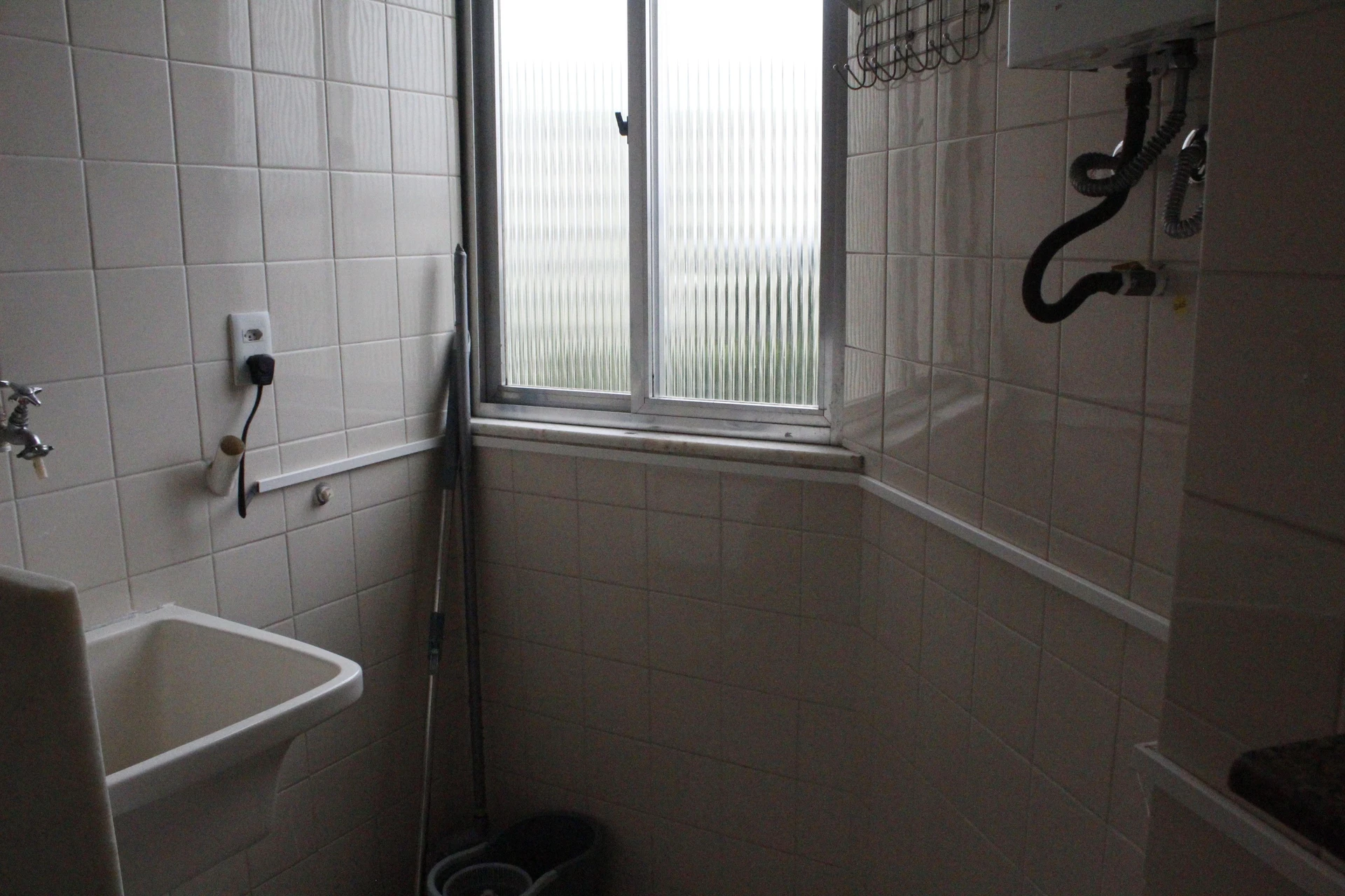 Rental apartment with 3 bedrooms and 1 bathroom — photo 28
