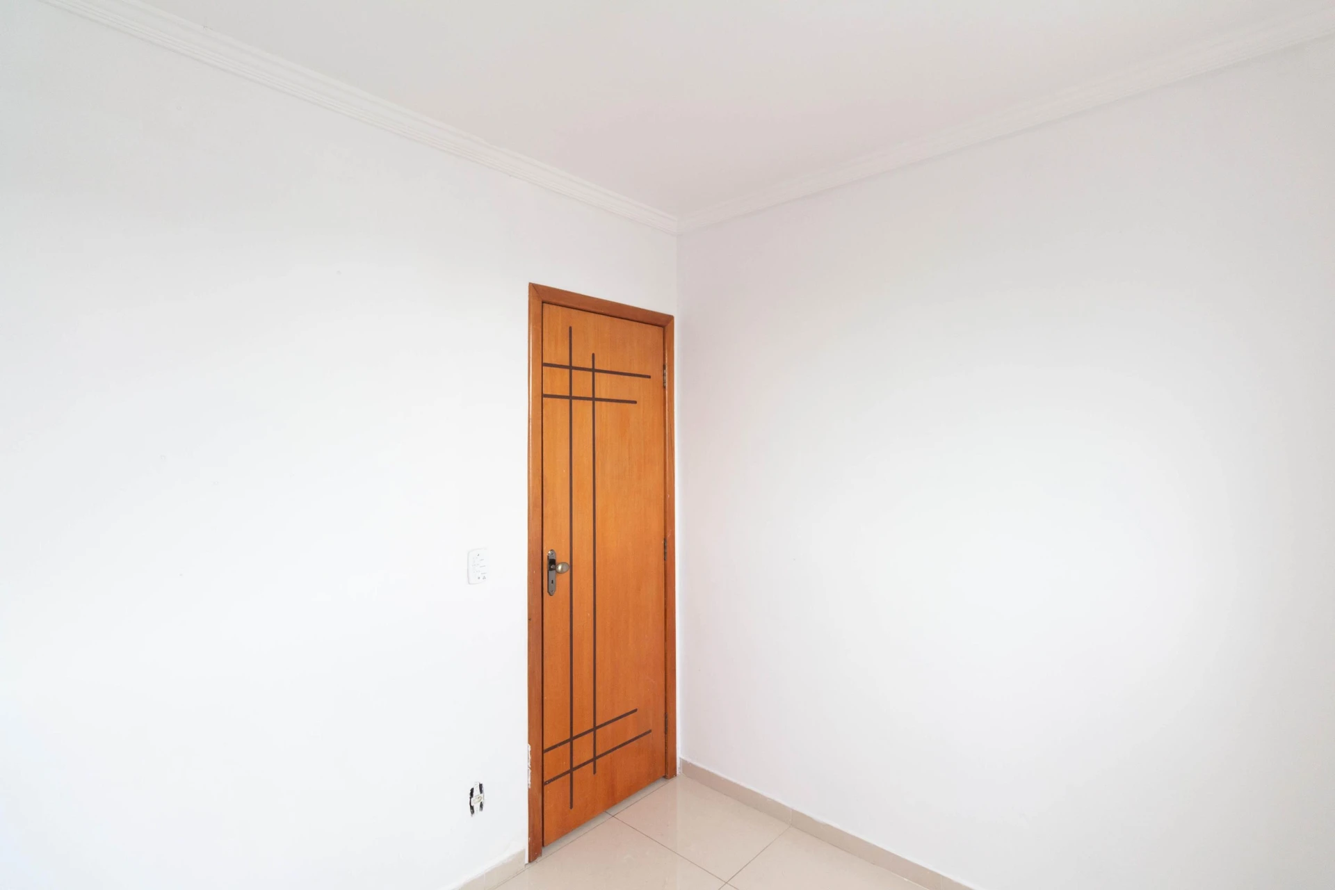 2-bedroom apartment with a grill on the balcony — photo 8