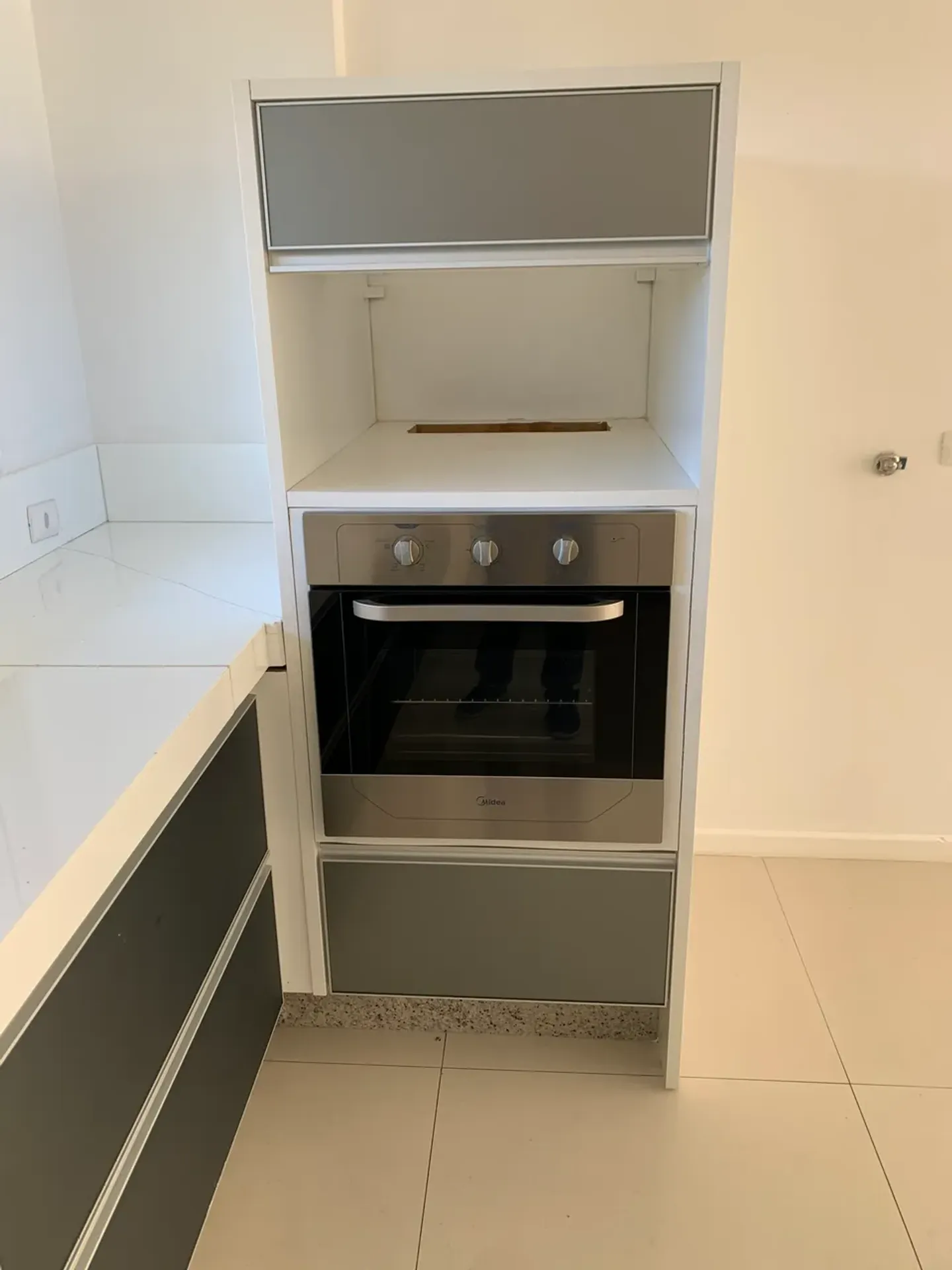 Unfurnished house with open-plan gas kitchen — photo 12