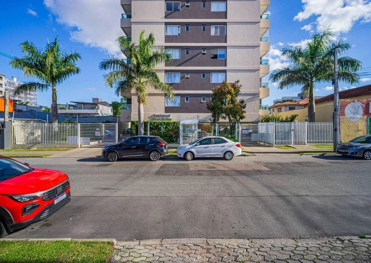 Furnished apartment, 32 m², with a glass-enclosed balcony — photo 42
