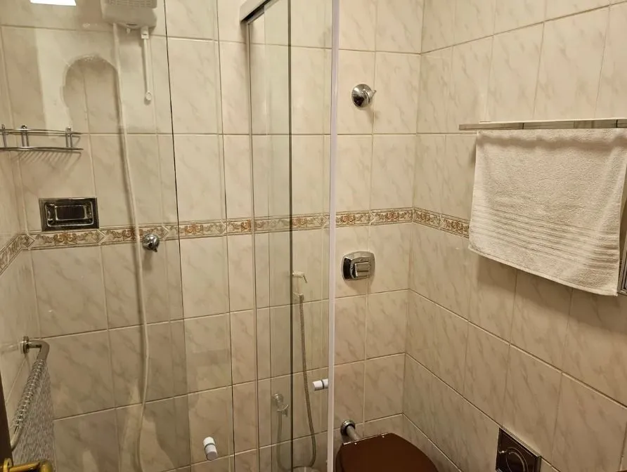 Furnished studio, 40 m², with floor-to-ceiling windows — photo 6