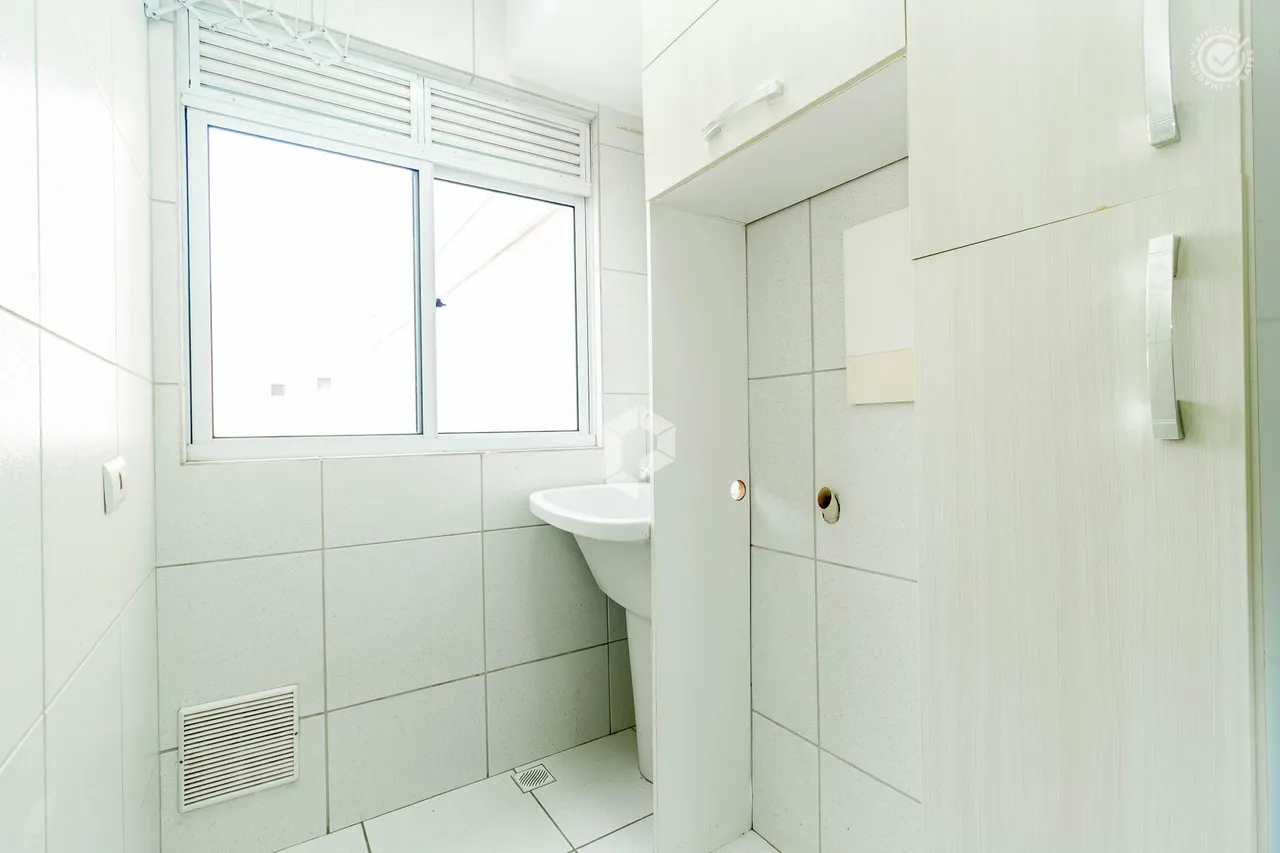 2-bedroom apartment with an open-plan kitchen — photo 15