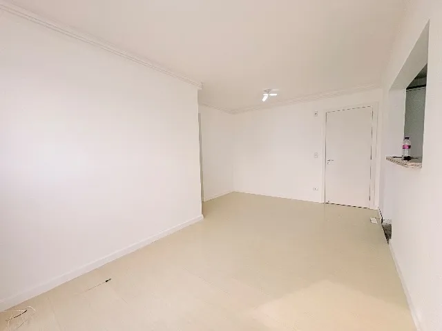 2-bedroom apartment in a building with a gym