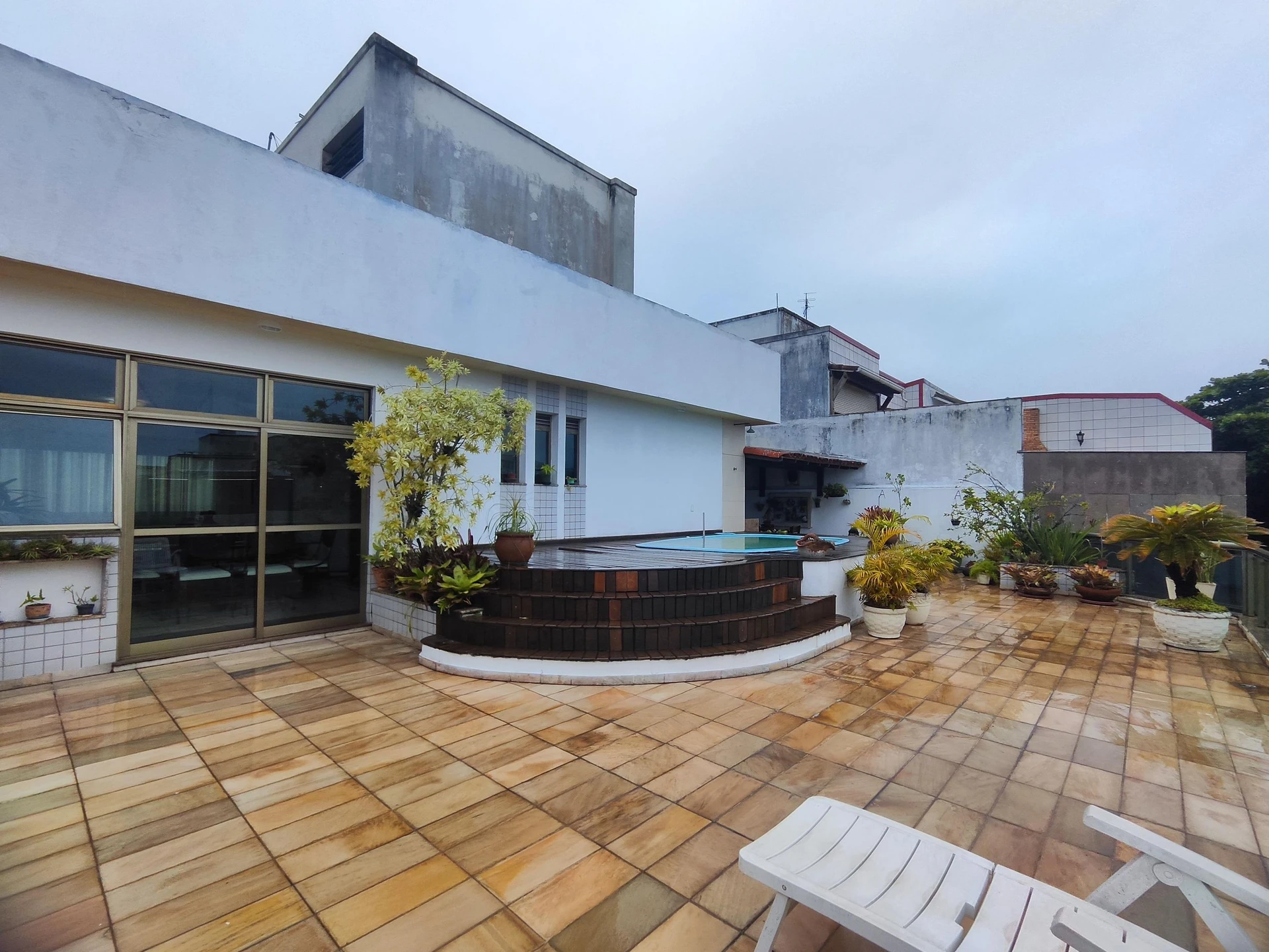 Apartamento amueblado de 5 dormitorios y jardín privado — photo 30