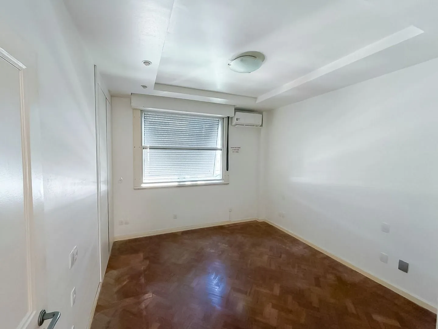 Apartment, 130 m², with a home office — photo 8