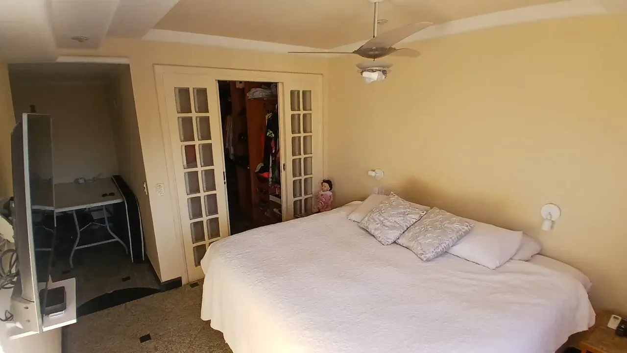 3-bedroom apartment with a bathtub in Rio de Janeiro — photo 36