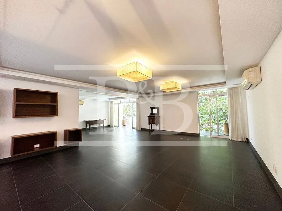 Penthouse with 4 bedrooms and 539 m² with floor-to-ceiling windows — photo 16