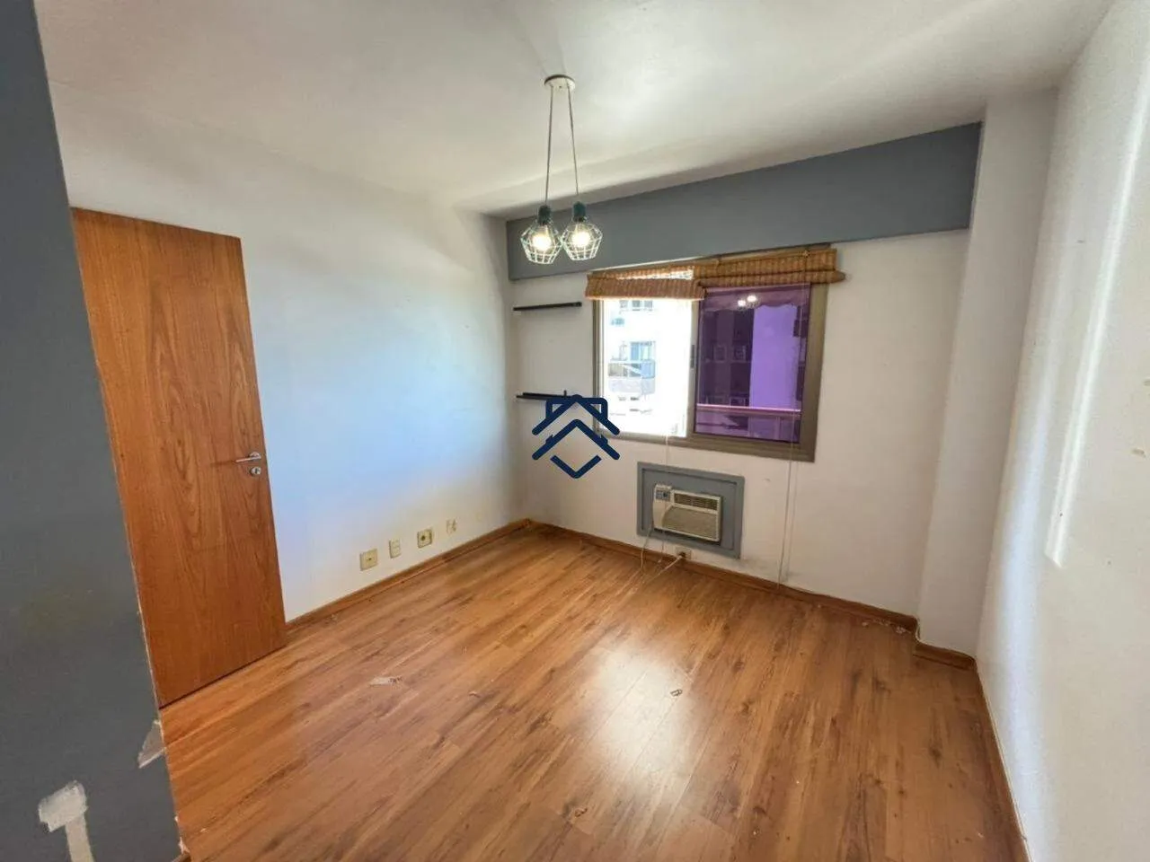 4-bedroom apartment with 2 enclosed balconies — photo 16