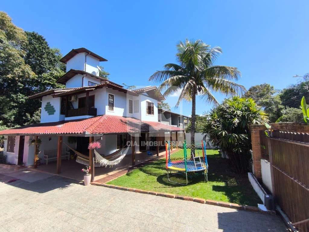 Casa com 3 quartos, varanda e jardim privativo — photo 2