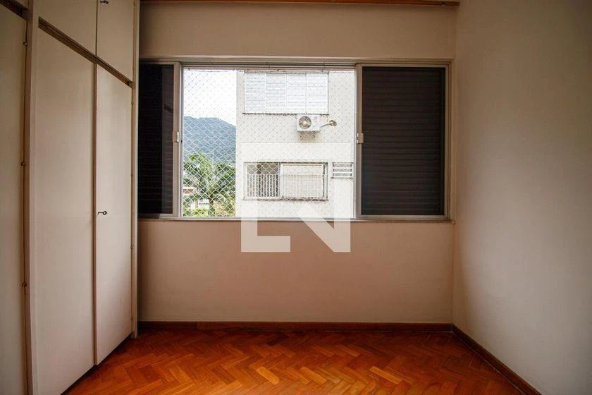 4-bedroom apartment 160 m² with 3 bathrooms — photo 12