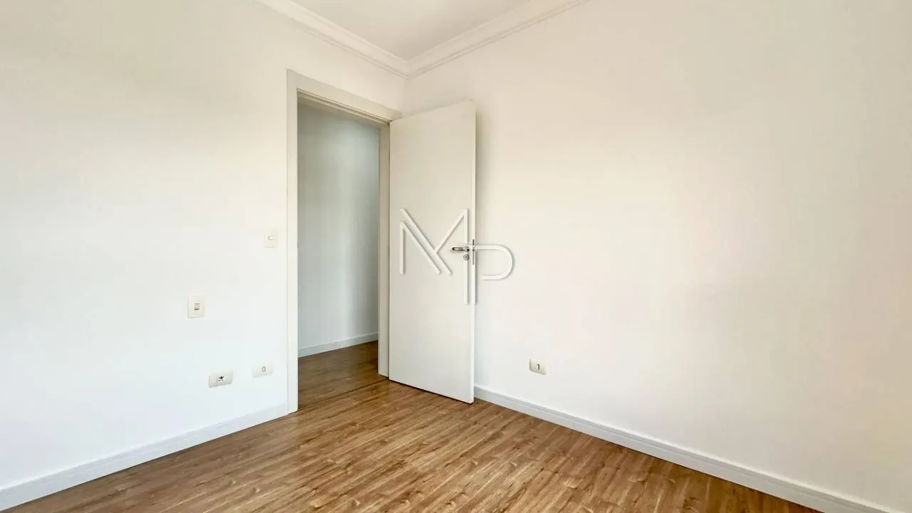 3-bedroom apartment with a grill on the balcony — photo 25