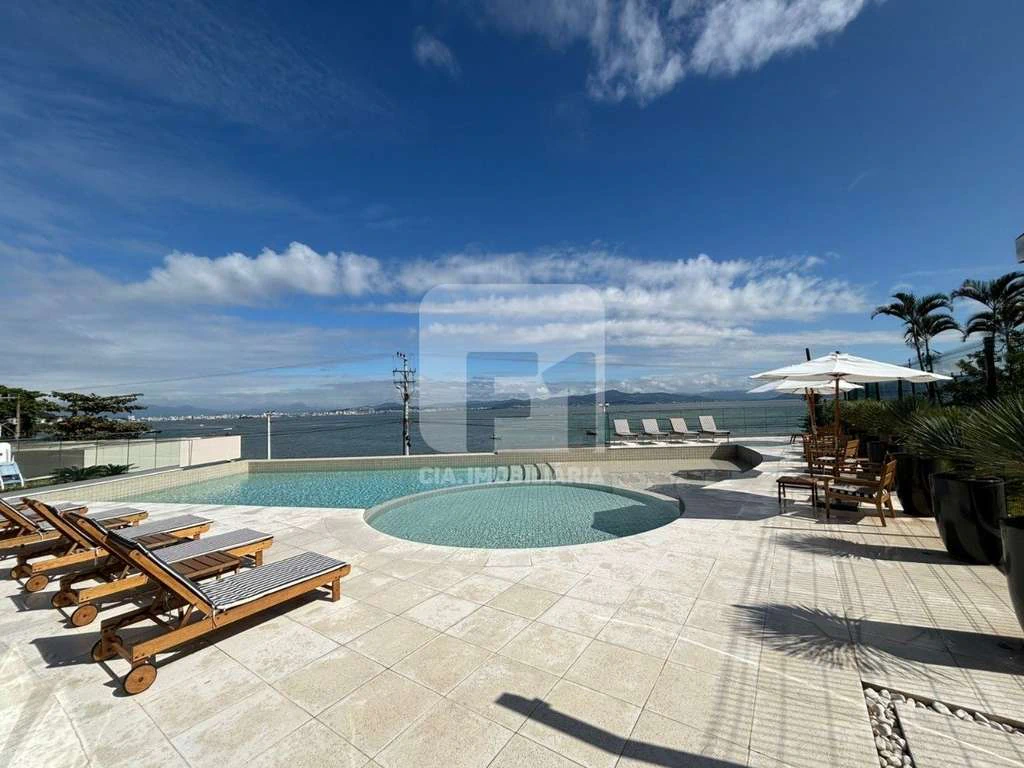 Unfurnished apartment with 3 en-suites and 283 m²