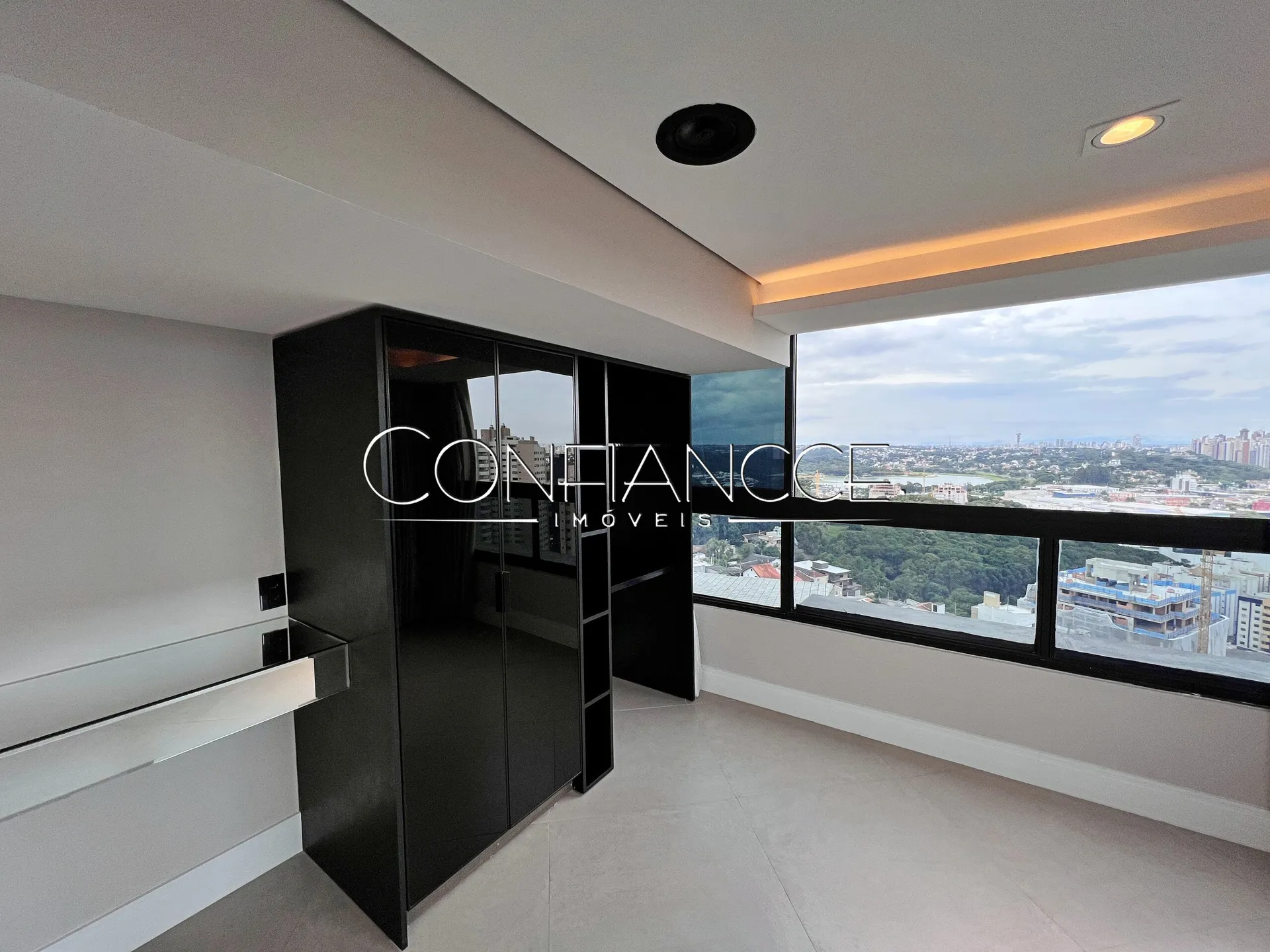 Apartamento de 463 m² con 3 suites y 4 plazas — photo 38