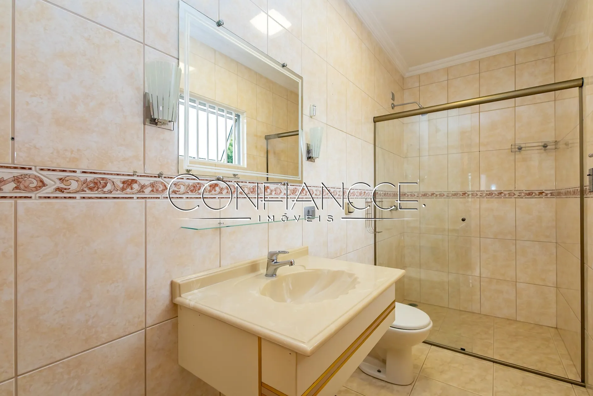 Furnished house, 228 m², with a private BBQ — photo 33