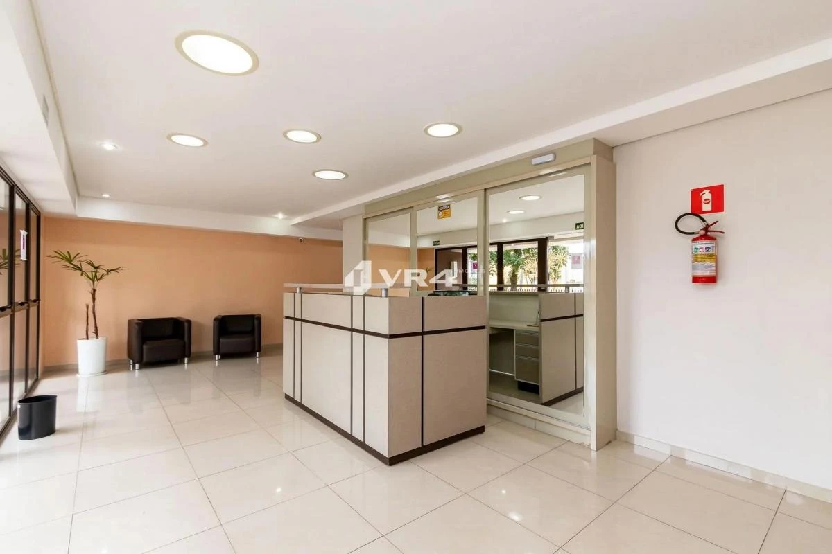 Furnished 1-bedroom apartment with 1 parking spot — photo 39