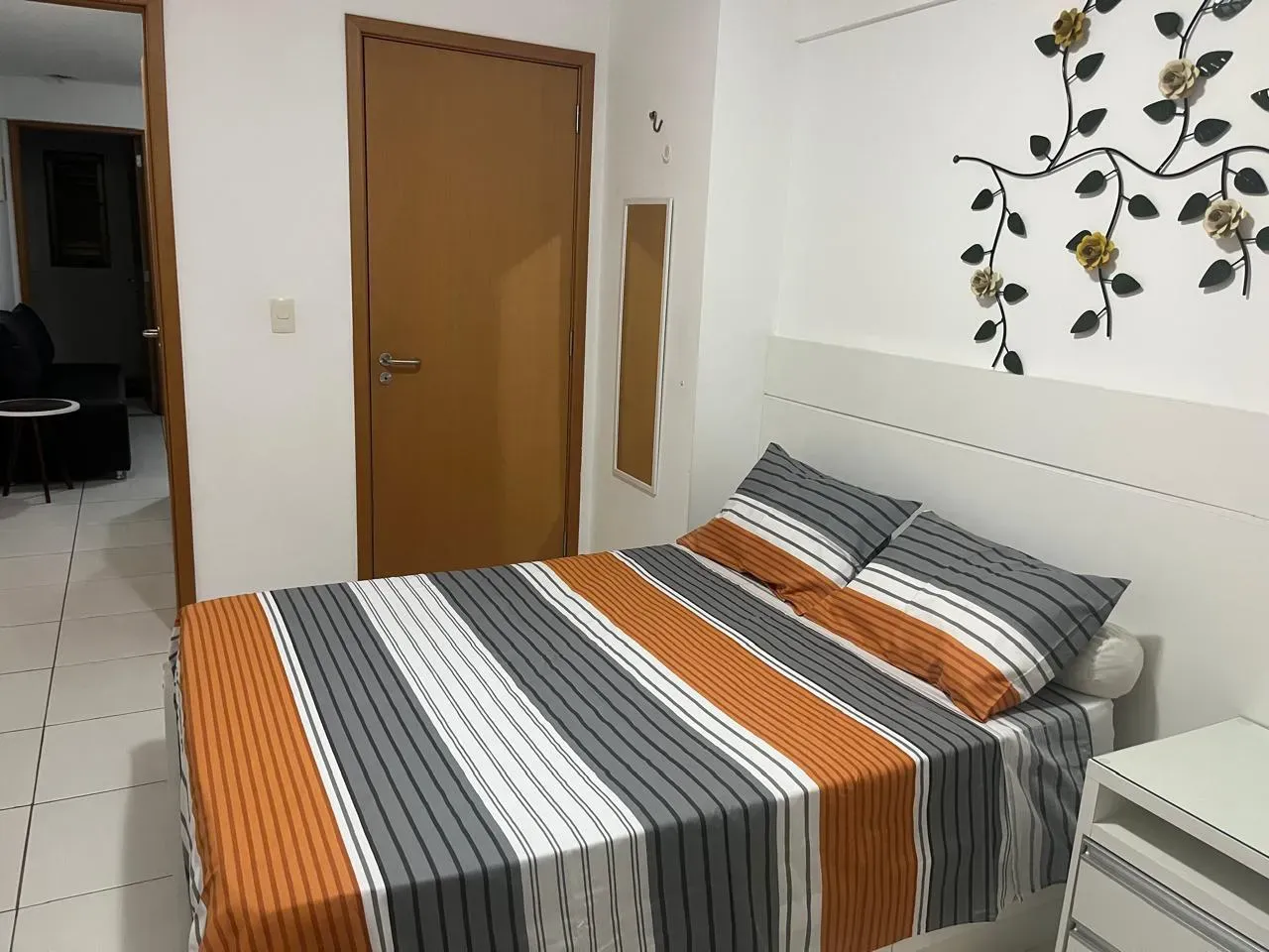 Washing machine in a one-bedroom apartment, 35 m² — photo 4