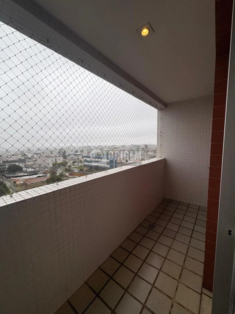 97 m² apartment with balcony and 3 bedrooms