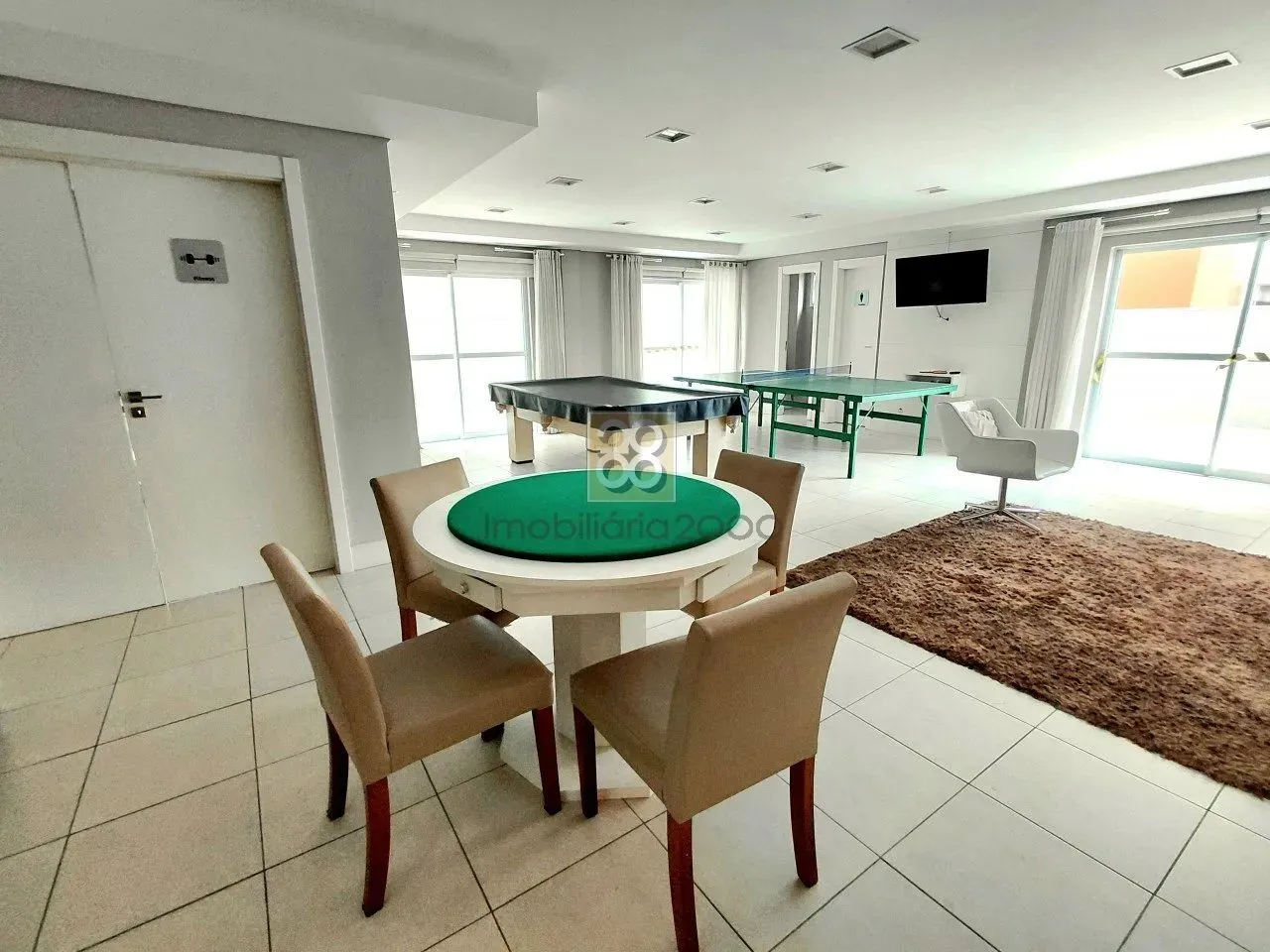 1-bedroom furnished apartment with 69 m² and parking — photo 18