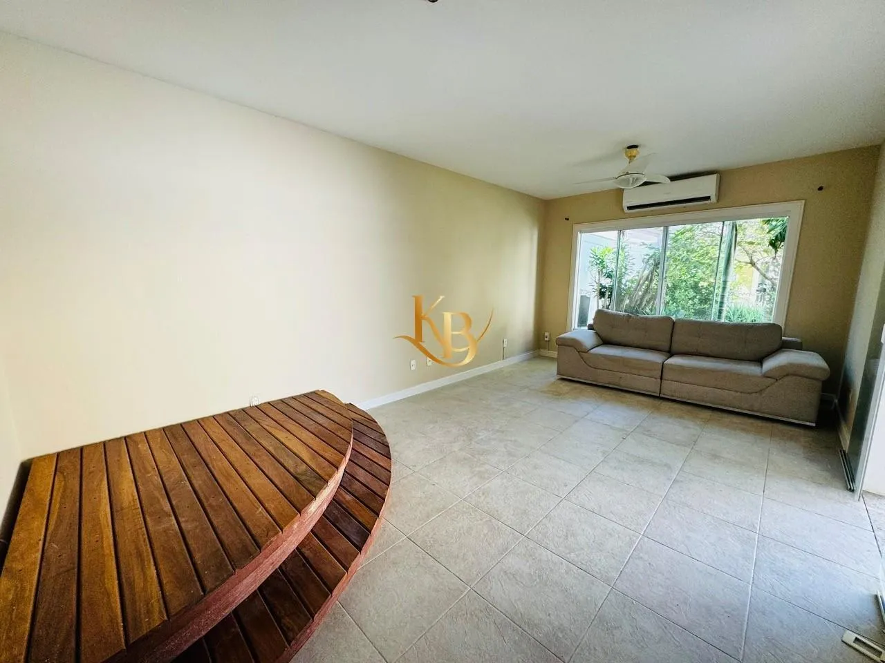 Apartment, 600 m², with a walk-in closet — photo 24