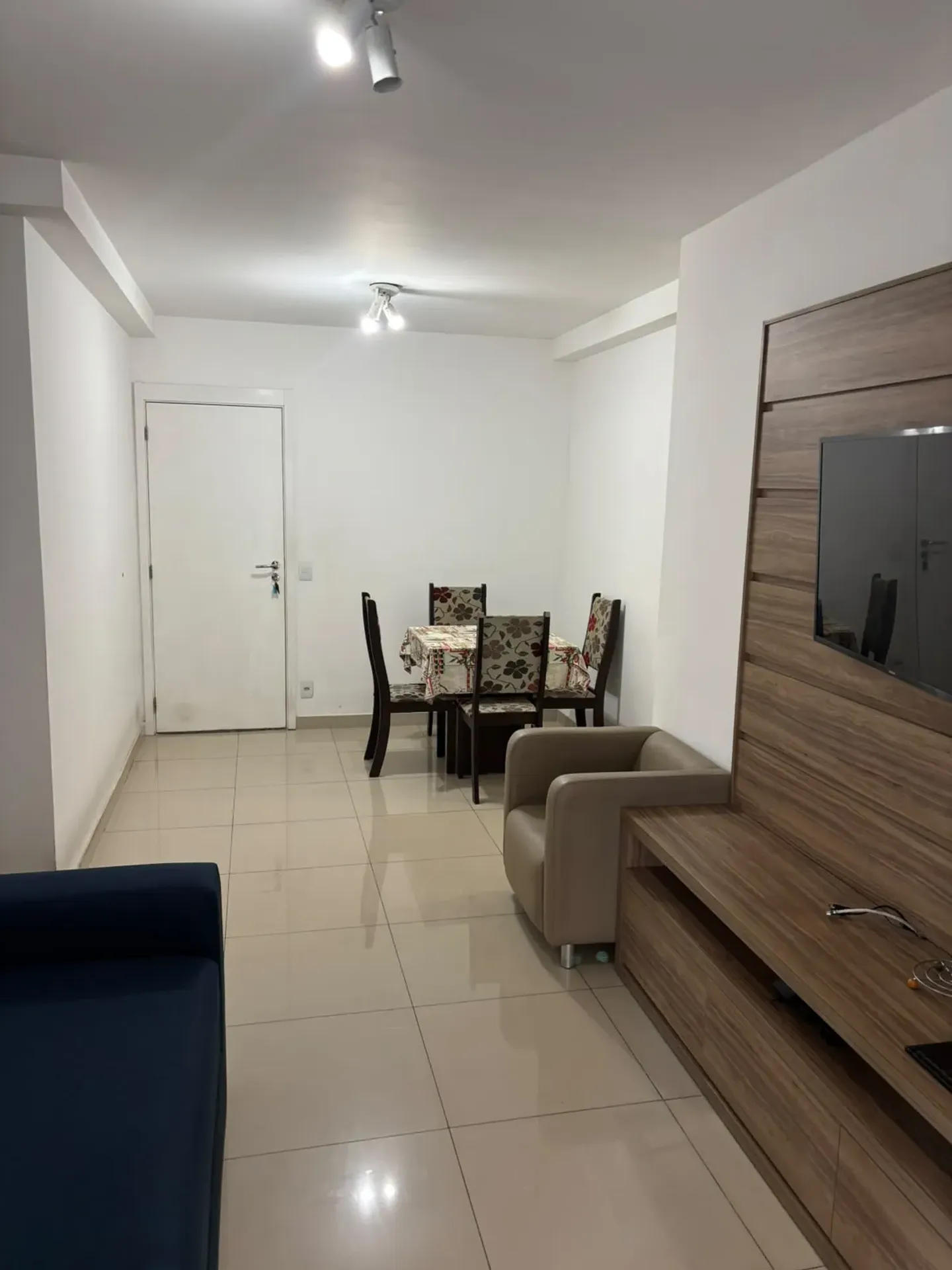 Furnished apartment, 70 m², with a washing machine — photo 18
