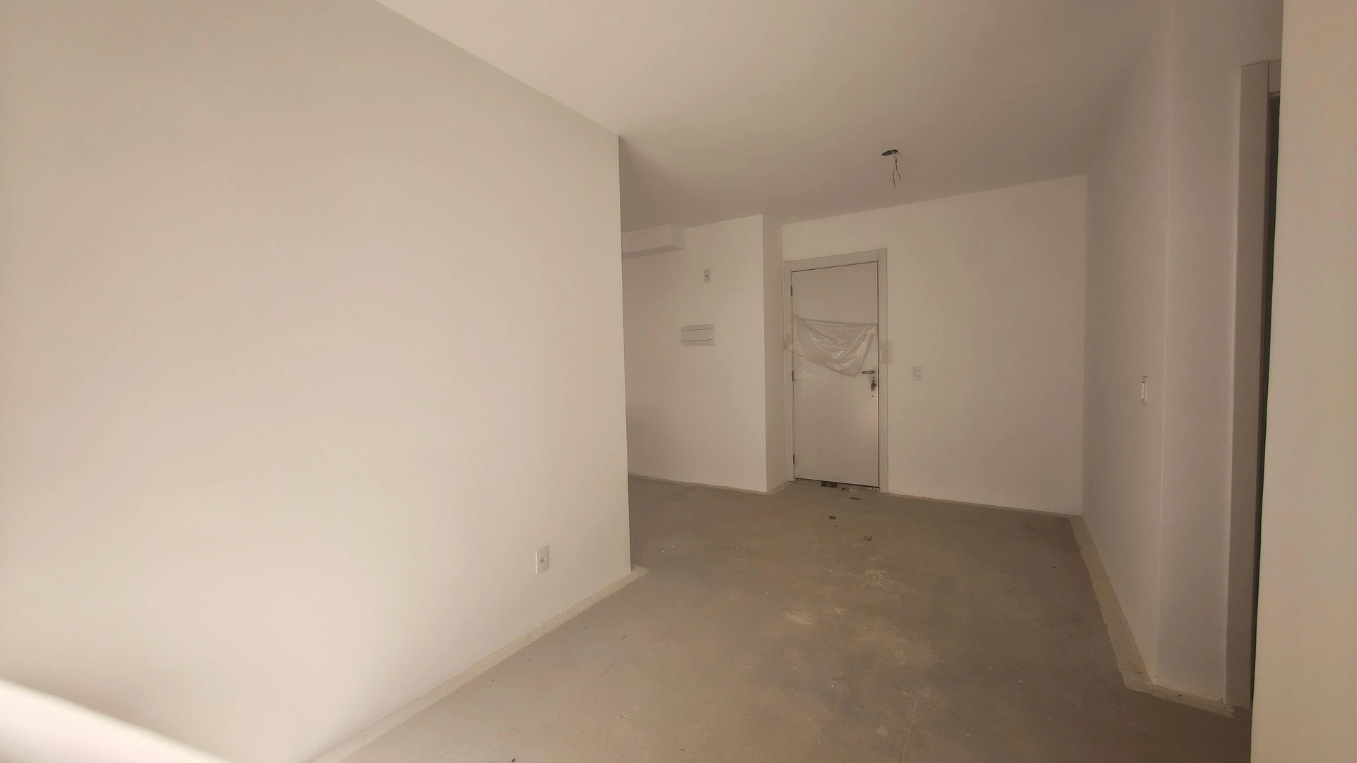 2-bedroom apartment with 1 parking space — photo 18