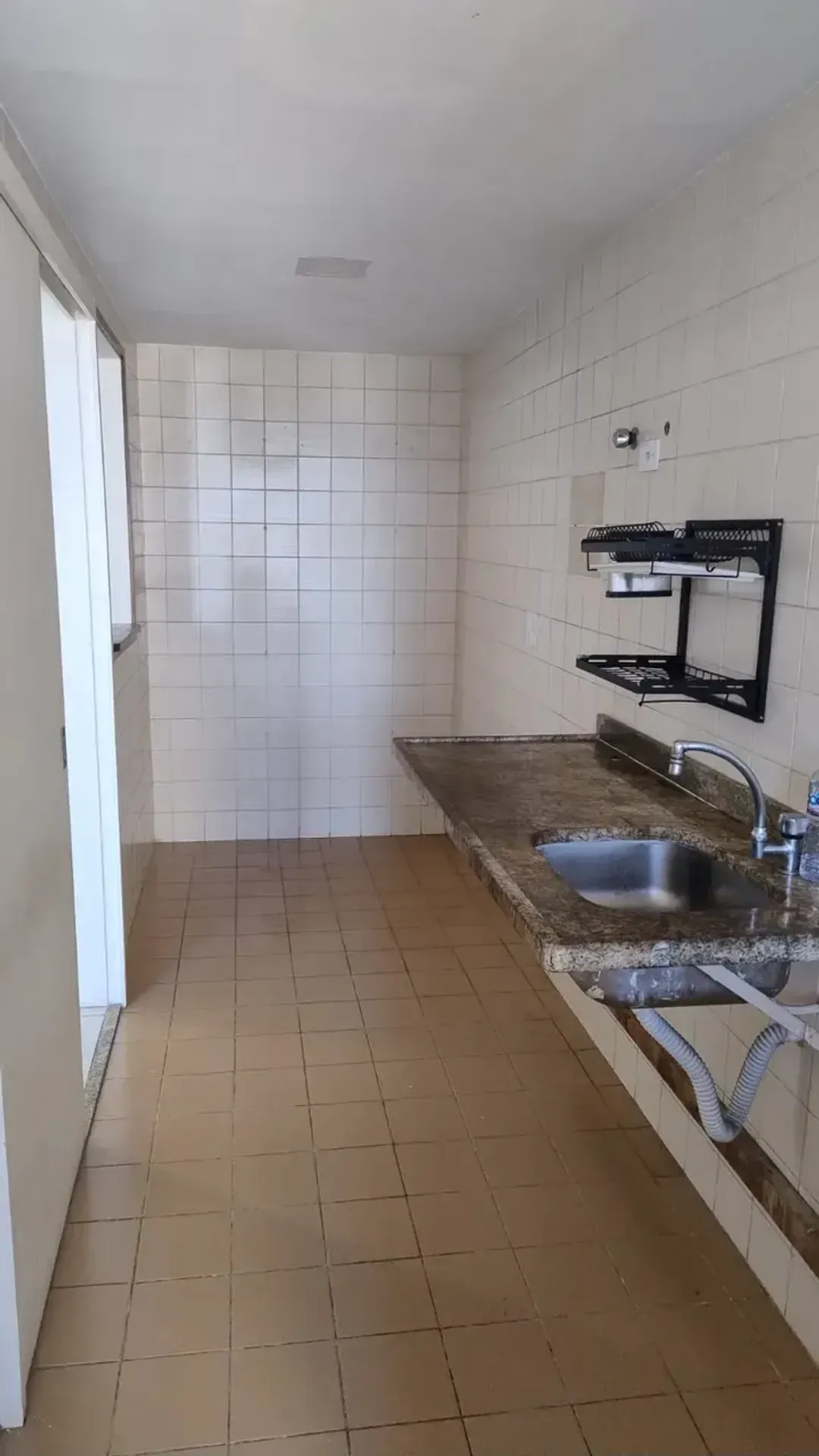 64 m² rental apartment with 2 bedrooms and balcony — photo 21