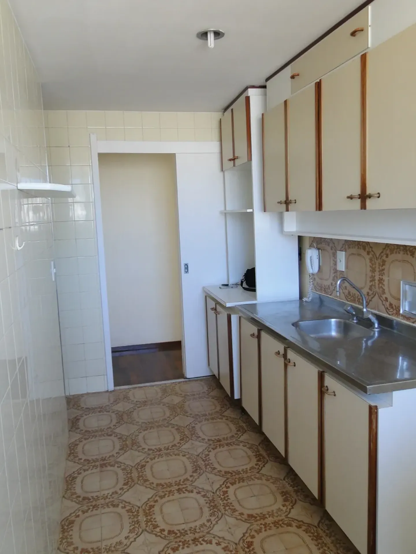 2-bedroom apartment with an en-suite and 2 bathrooms — photo 3