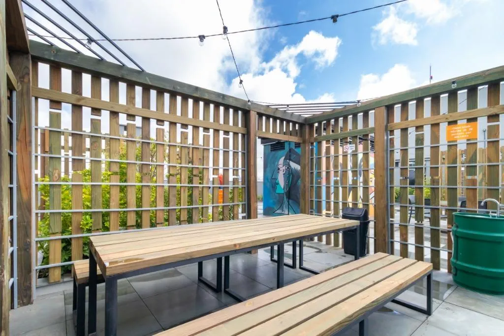 Apartamento de 58 m² con balcón y barbacoa privada — photo 14