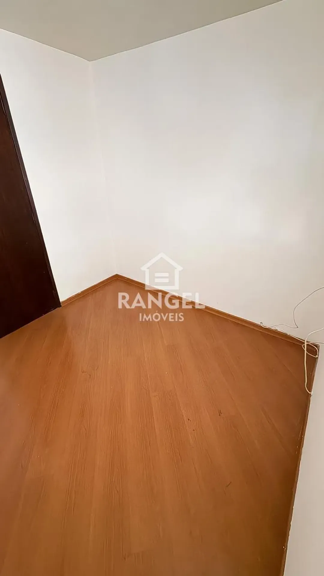 Apartment, 54 m², with wood or laminate floors — photo 8