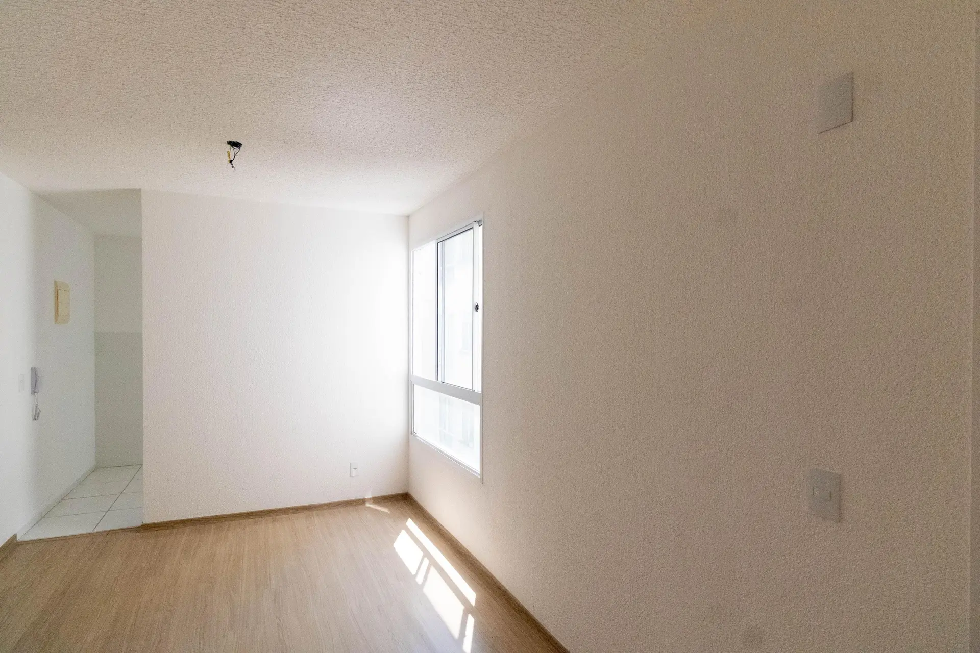 2-bedroom apartment in a building with a gym — photo 25