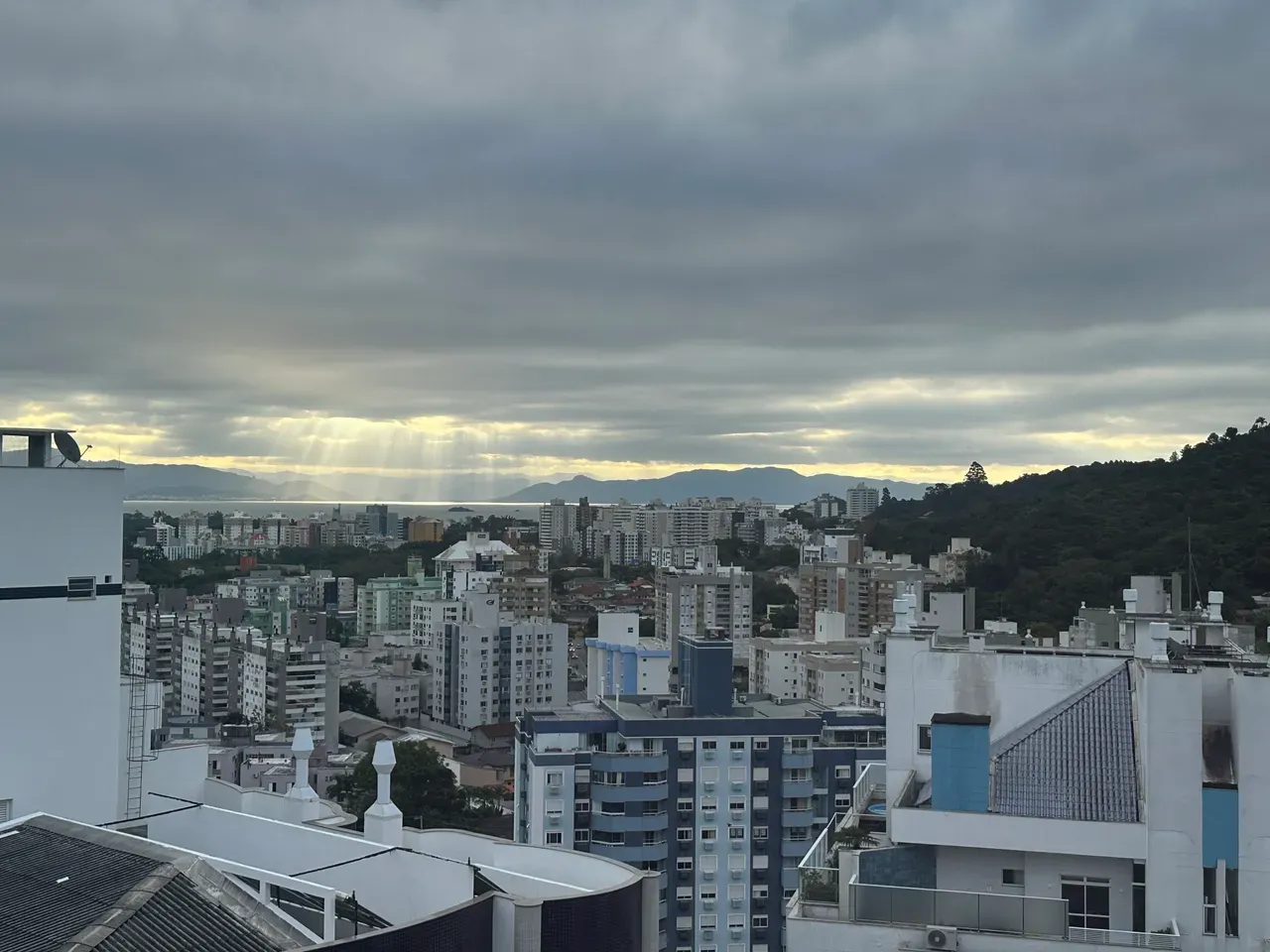 Apartamento amueblado de 2 dormitorios con suite y 74 m² en el 6º piso — photo 19