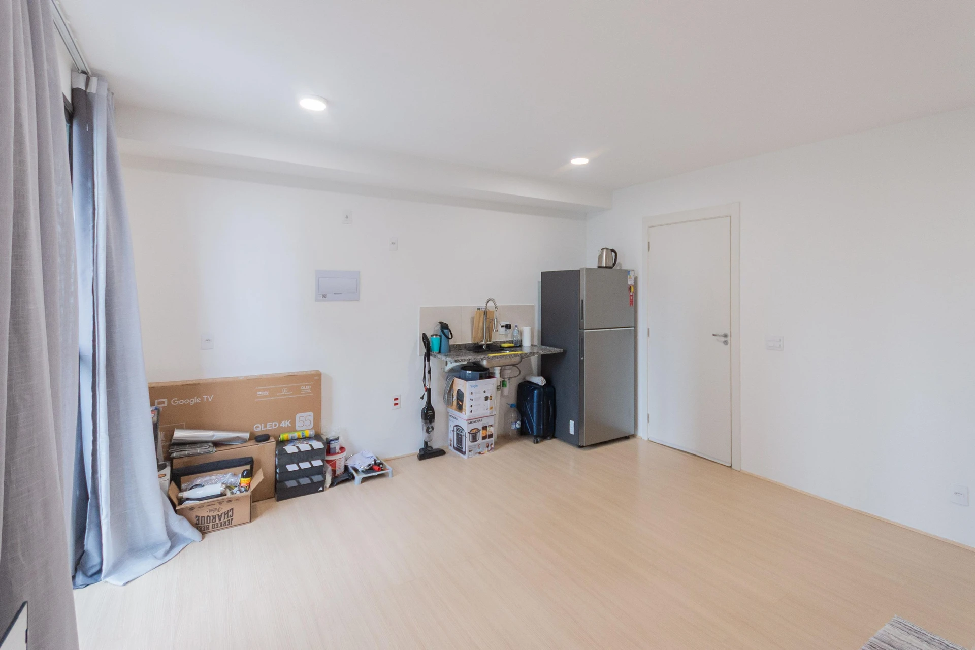 Studio mobiliado sem vaga, com 1 quarto e varanda — photo 20
