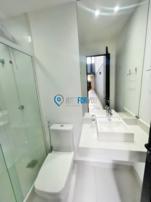 Furnished house with 4 en-suites and 330 m² plus 2 parking — photo 20